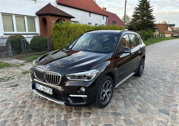 BMW X1 cena 69900 przebieg: 93000, rok produkcji 2015 z Wyszogród małe 191